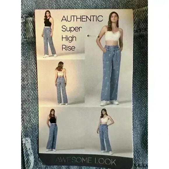 Simple Society Womens 5/27 Super High Rise Baggy Denim Jeans Butterfly Print - Picture 10 of 10